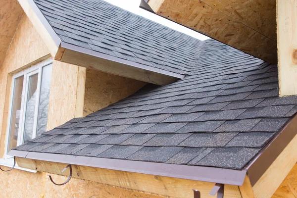 Find the Best Roofing Near Me Services Without the Hassle