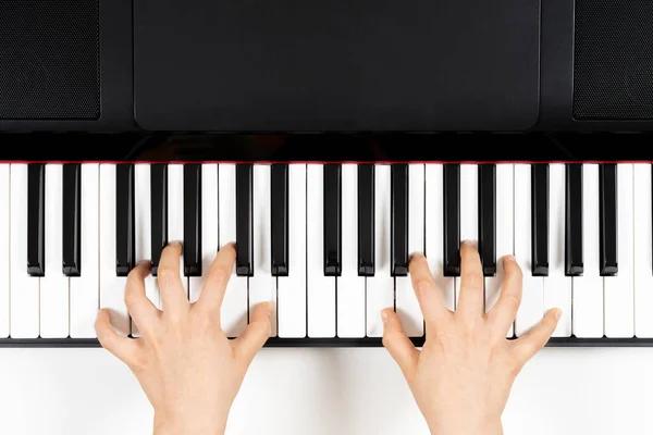 Guiding Aspiring Pianists with Patience and Positivity